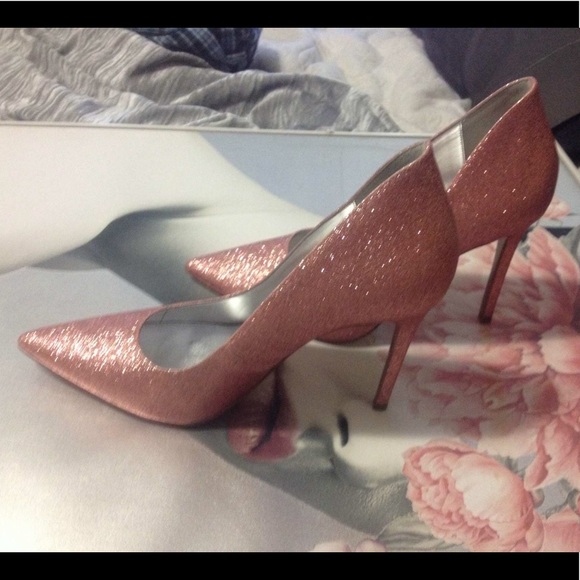 Micheal Kors Keke Glitter 100mm Pumps In Pink - Picture 2 of 4